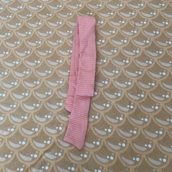 Infant 3 Piece Long sleeve onesie and pants set. - Picture 4 of 4